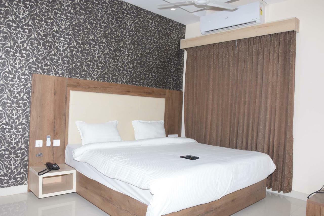 Salem Regency - A Business Stay Eksteriør bilde