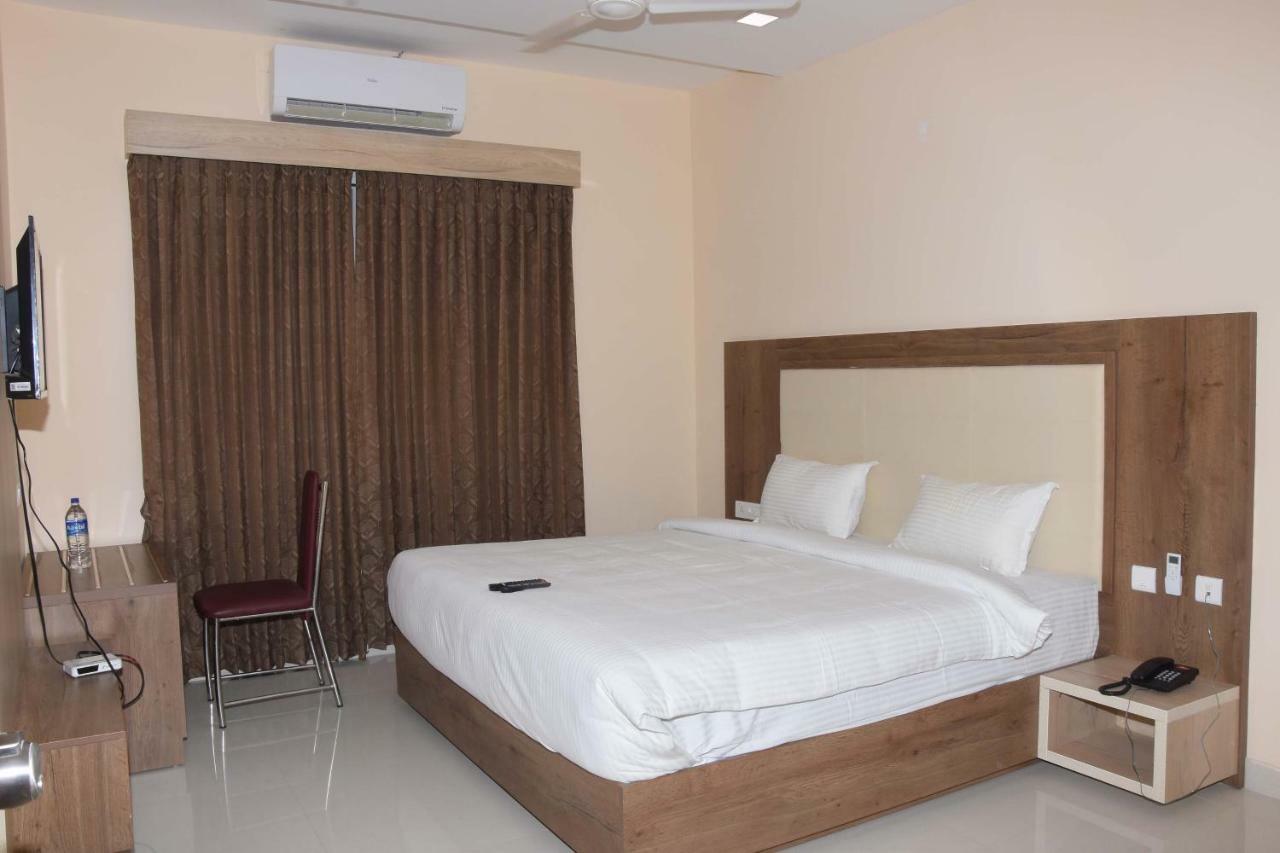 Salem Regency - A Business Stay Eksteriør bilde